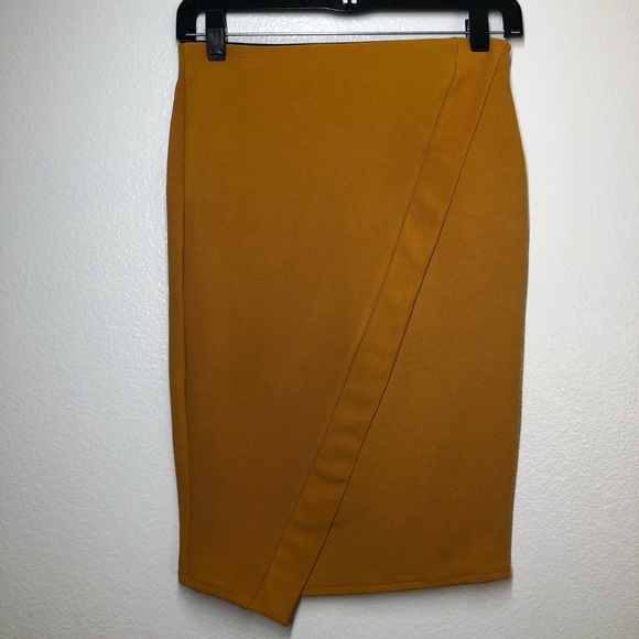 Zara Brown Skirt - Picture 2 of 8